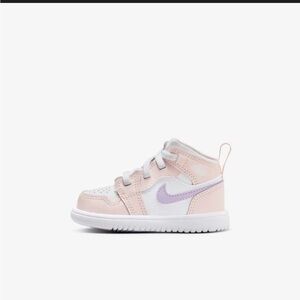 Nike Kids Mid-Top Sneaker in Light Pink and Lavender